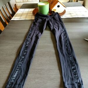 Lululemon Full Length Like New Size 6